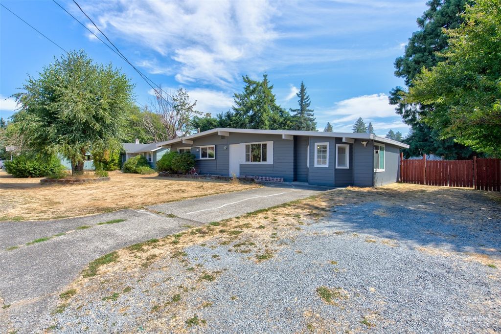 Photo of 34206 39th Avenue S, Auburn, WA 98001 (MLS # 2153716)