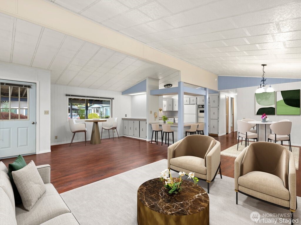 1402 22nd Street NE 402