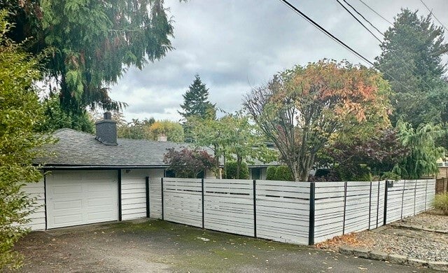 Photo of 426 S 193rd Street, Des Moines, WA 98148 (MLS # 2596756)