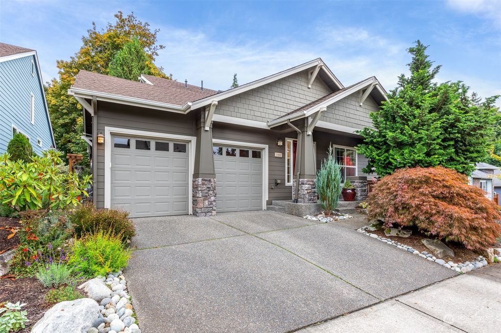 Photo of 11842 Big Leaf Way NE, Redmond, WA 98053 (MLS # 2168766)