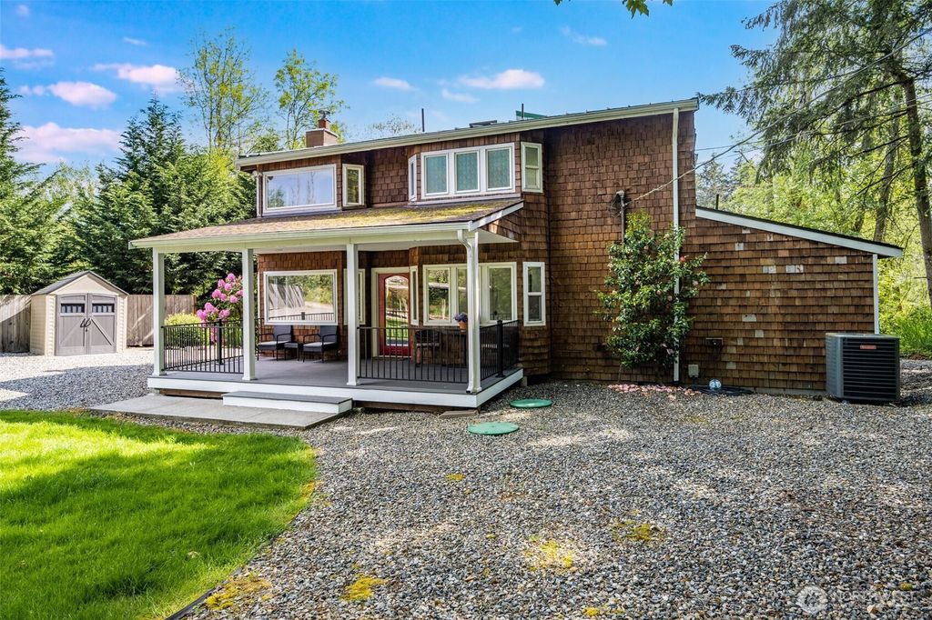 Photo of 5280 S 360th Street, Auburn, WA 98001 (MLS # 2374444)