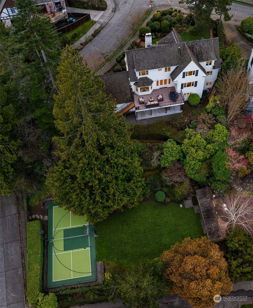 Photo of 4508 53rd Avenue NE, Seattle, WA 98105 (MLS # 2194014)