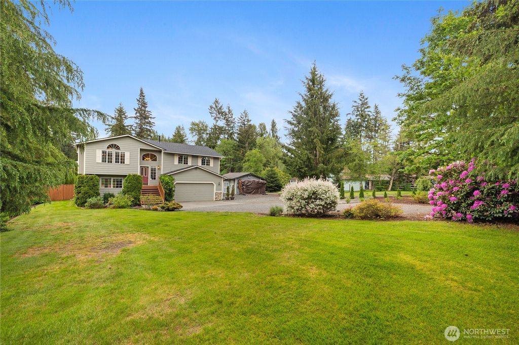 Photo of 3327 139th Avenue NE, Lake Stevens, WA 98258 (MLS # 2521759)