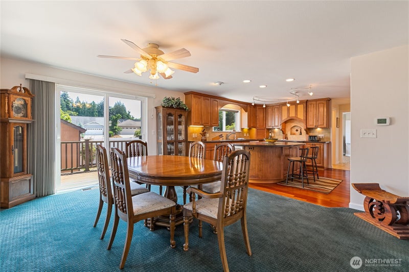 6994 Helweg Lane