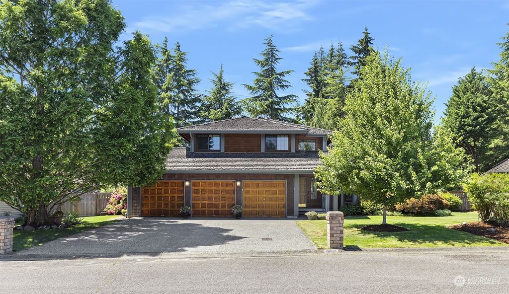Photo of 18813 135th Avenue SE, Renton, WA 98058 (MLS # 2263236)