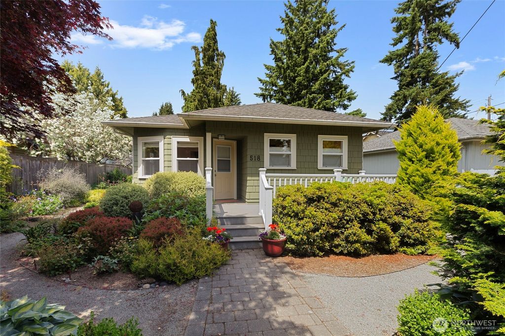 Photo of 518 N 100th Street, Seattle, WA 98133 (MLS # 2389206)