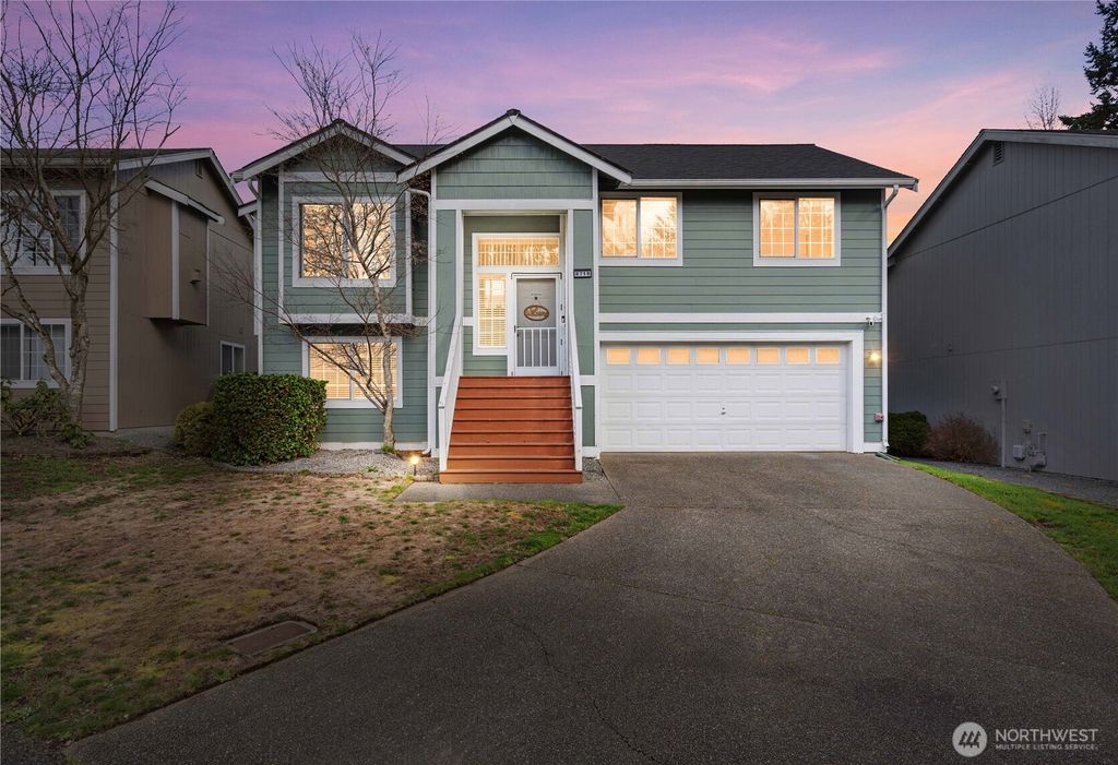 Photo of 8719 204th Street Ct E, Spanaway, WA 98387 (MLS # 2487584)