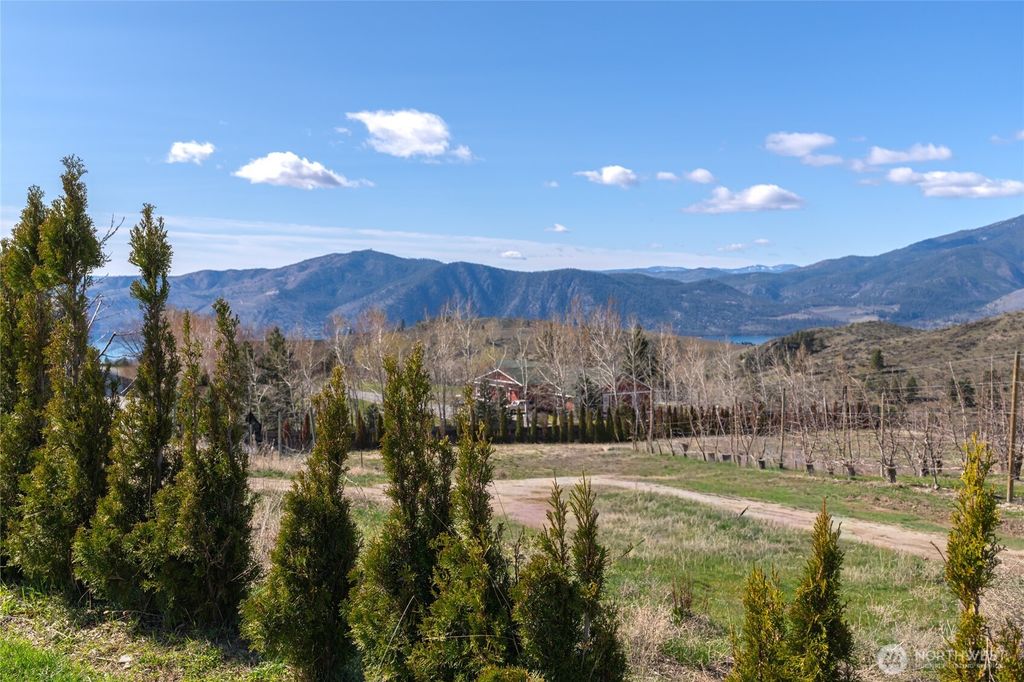 Photo of 57 Raven Lane, Manson, WA 98831 (MLS # 2503293)