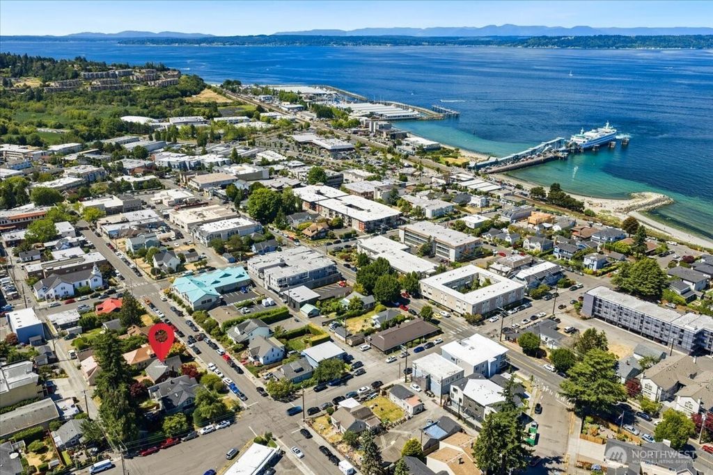 Photo of 228 4th Avenue N, Edmonds, WA 98020 (MLS # 2552478)