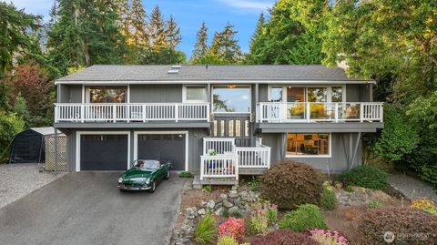 12079 Sunrise Drive NE Bainbridge Island WA 98110