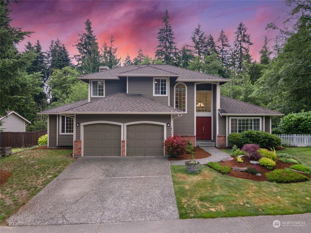 Photo of 14327 Cascade Drive SE, Snohomish, WA 98296 (MLS # 2131913)