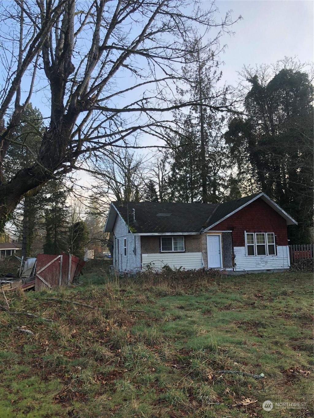 Photo of 601 Croft Avenue W, Gold Bar, WA 98251 (MLS # 2037443)