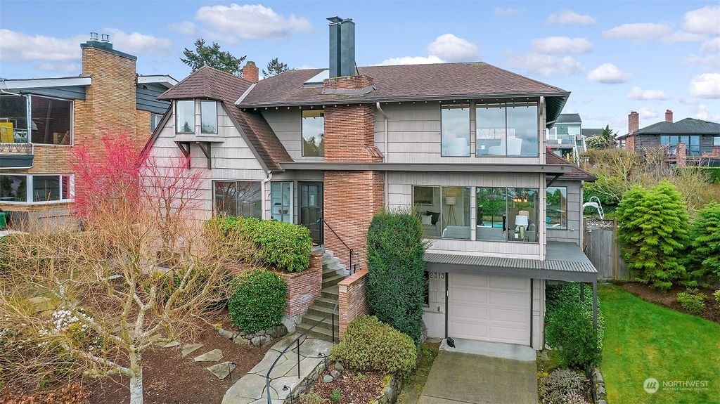 Photo of 2313 NW 96th Street, Seattle, WA 98117 (MLS # 2046983)