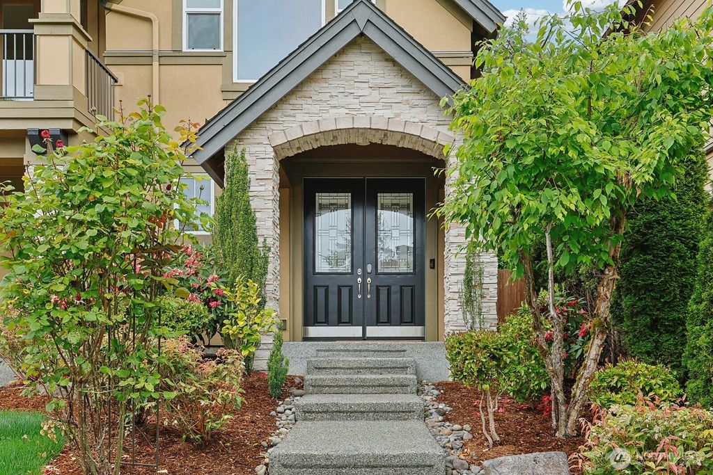 listing image 9360784779782836525