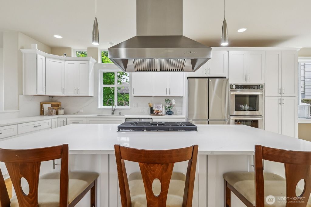 listing image 9367564149886552594