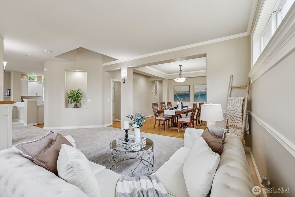 listing image 9369974751409404222