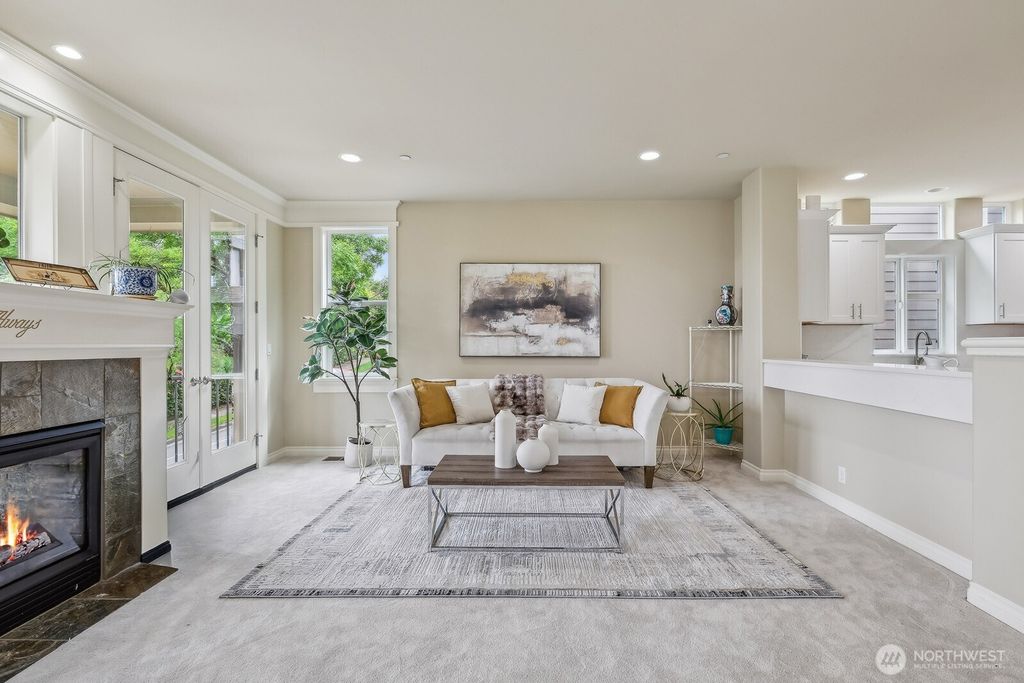 listing image 9366692604363105499