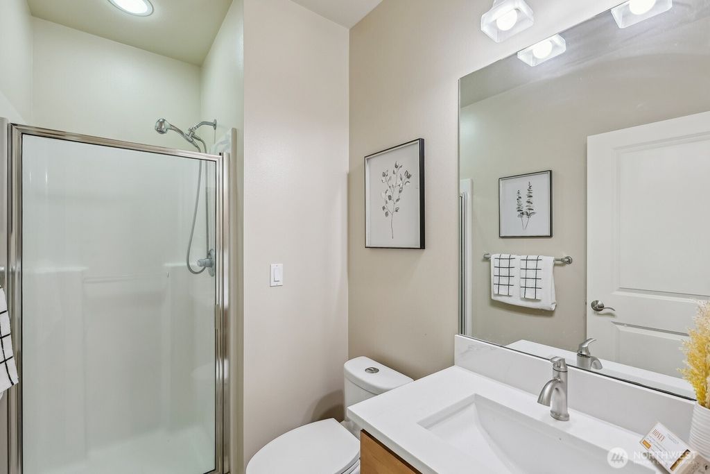 listing image 9361387064851856097