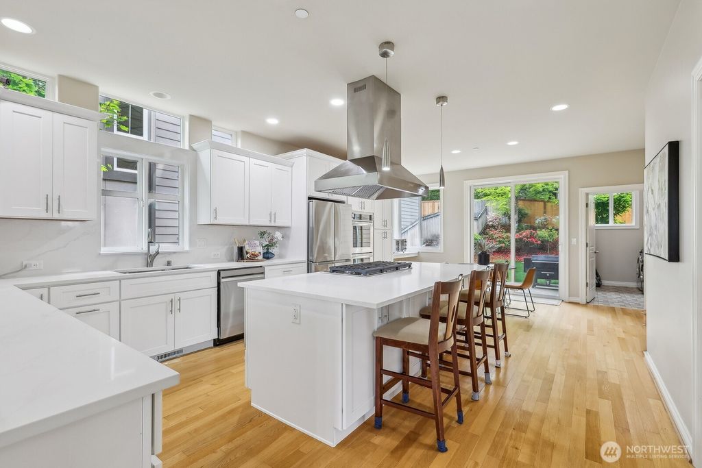 listing image 9363533658217669636