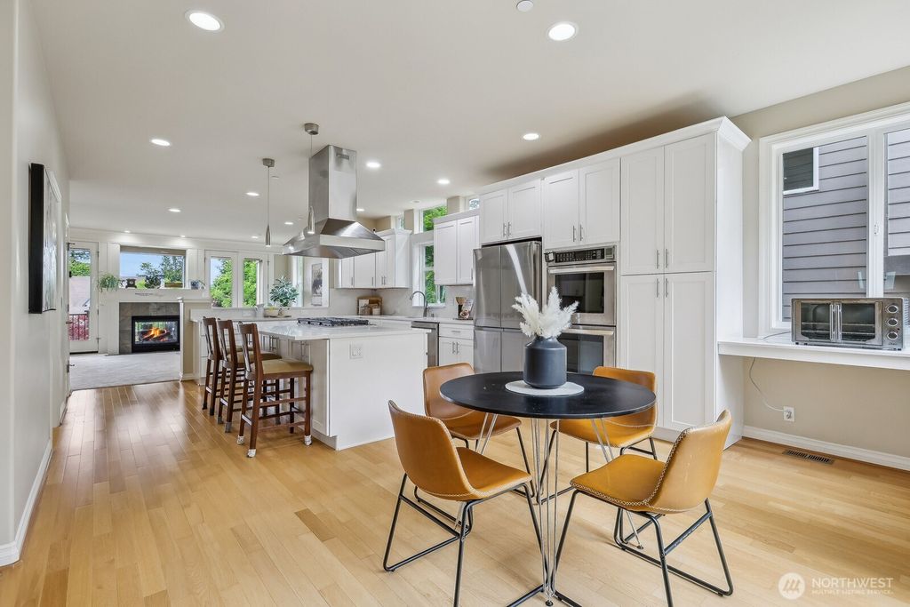 listing image 9362011033356680289