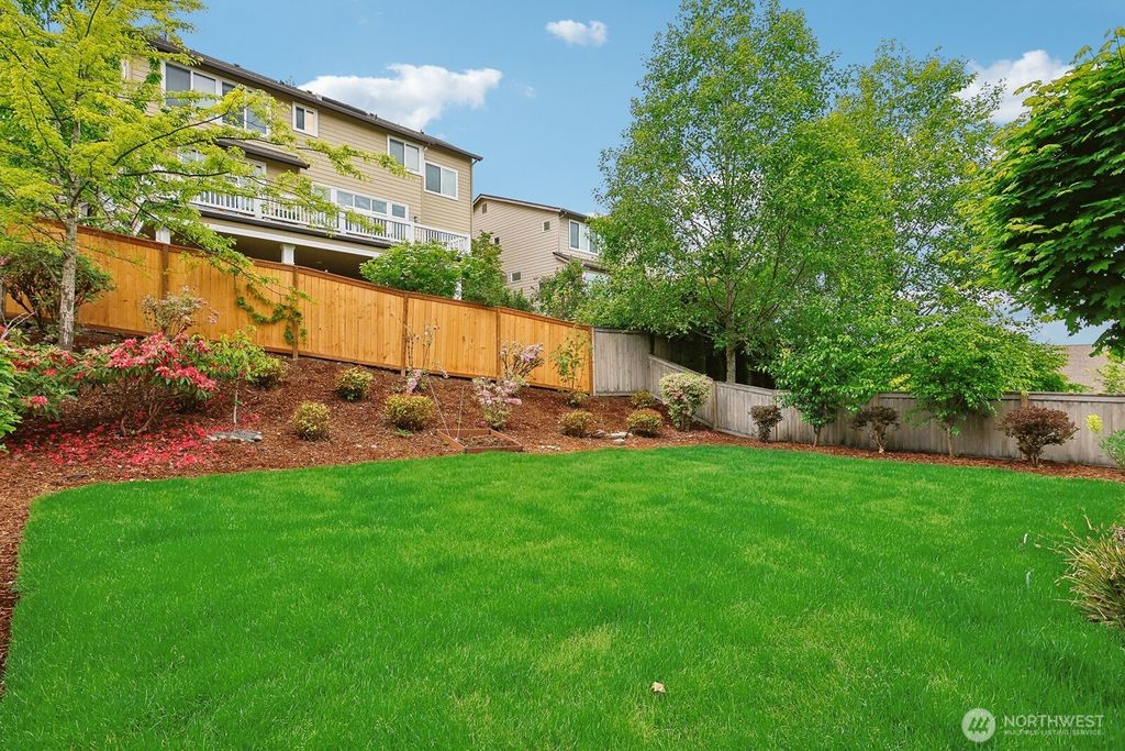 listing image 9368310443055836574