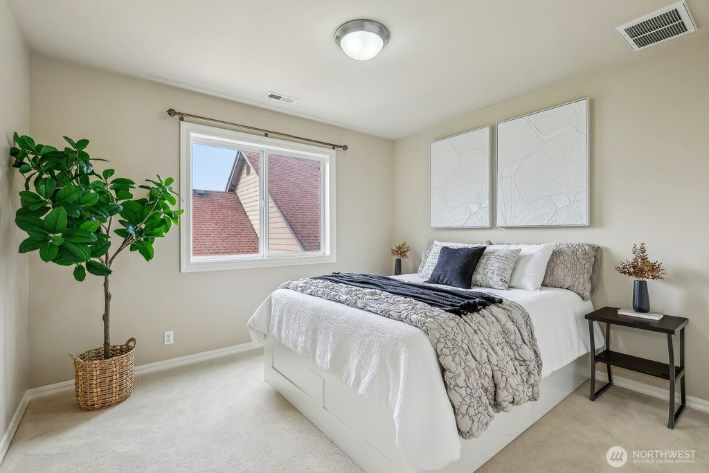 listing image 9361176560181303466