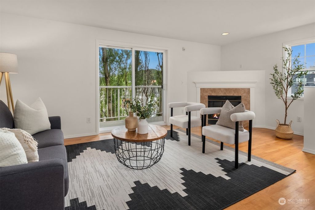 Photo of 1621 S Weller Street #B, Seattle, WA 98144 (MLS # 2252304)