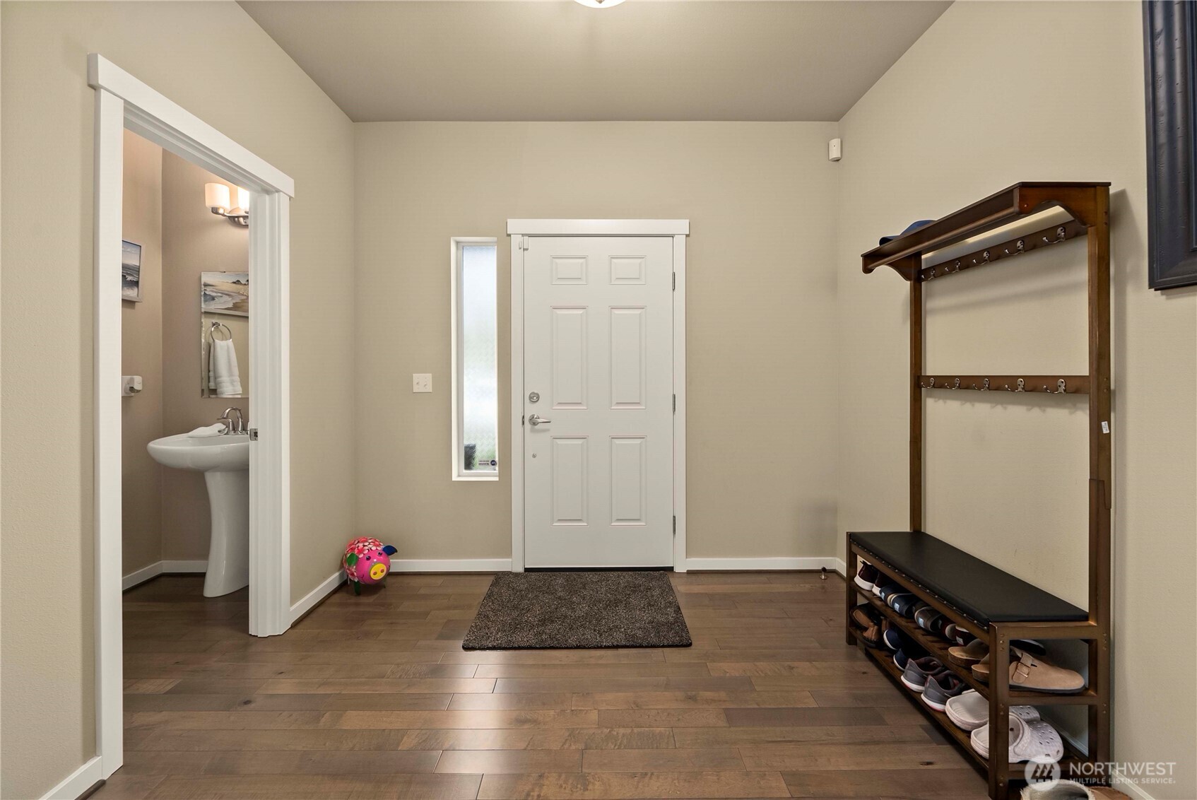 6321 Victoria Avenue SE