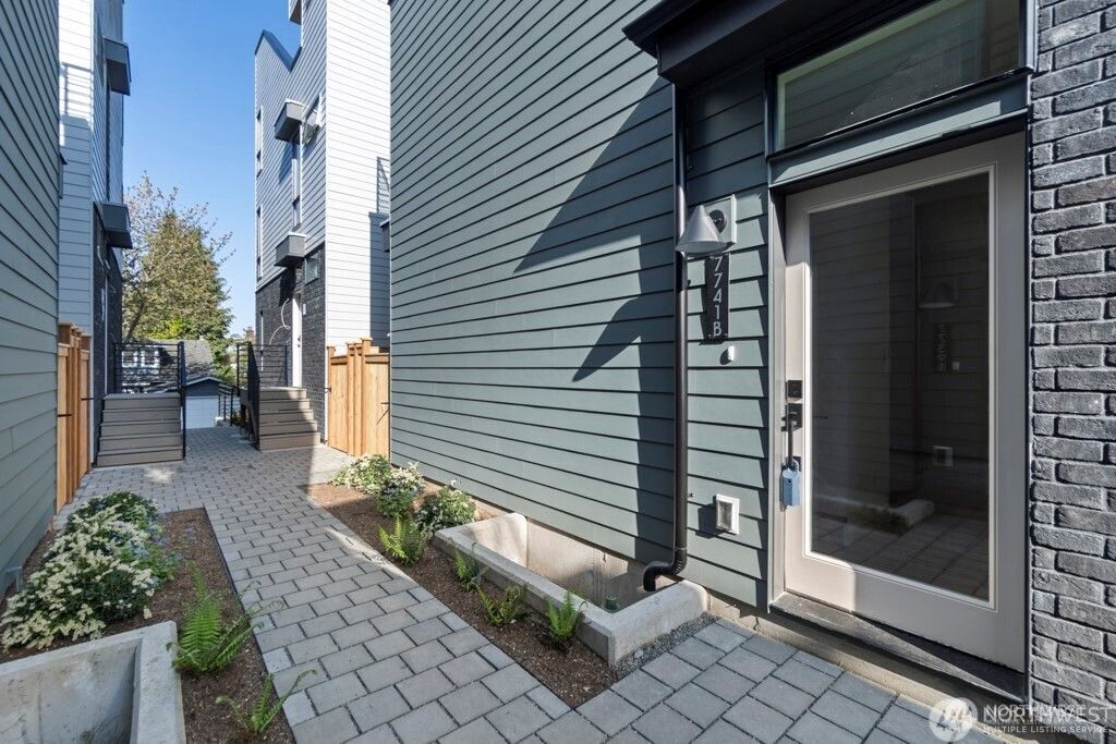 Photo of 7741 15th Avenue NE #B, Seattle, WA 98115 (MLS # 2373479)