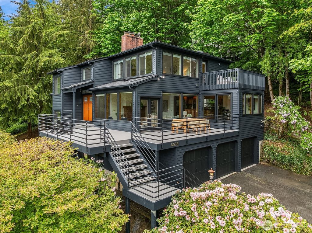 Photo of 6035 173rd Avenue SE, Bellevue, WA 98006 (MLS # 2375781)