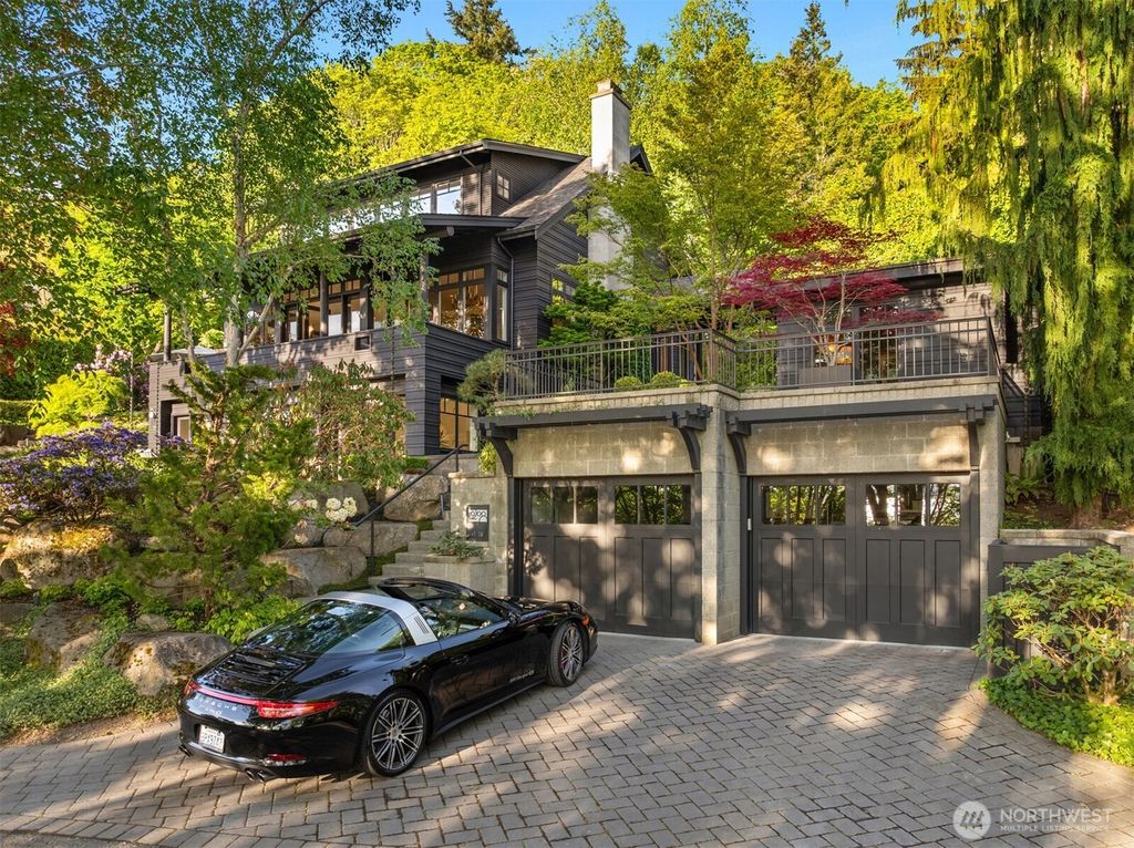 Photo of 10208 47th Avenue SW, Seattle, WA 98146 (MLS # 2376345)