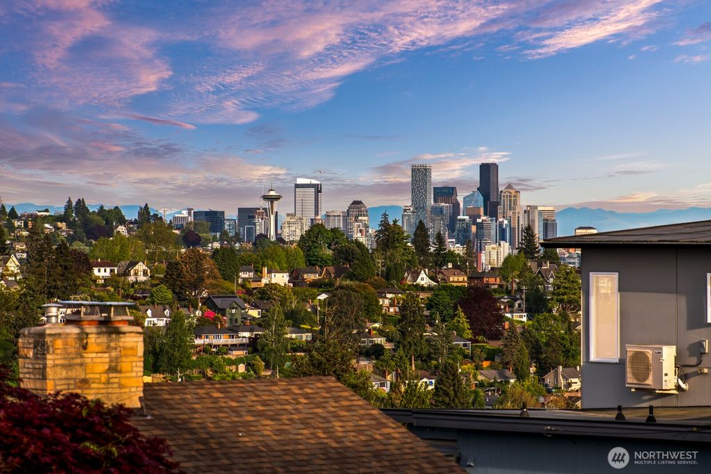 Photo of 3309 37th Avenue W, Seattle, WA 98199 (MLS # 2375434)