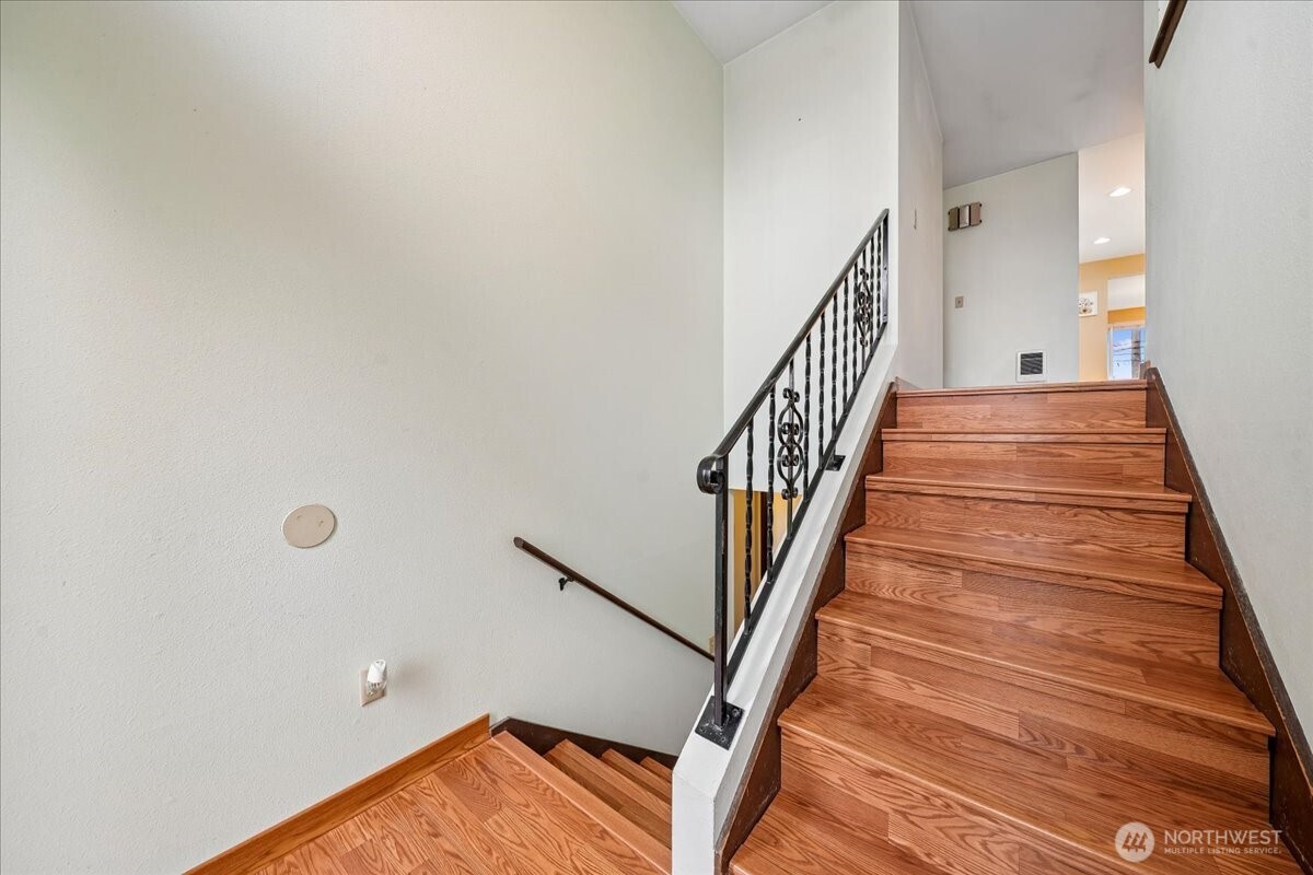 1022 E 56th Street