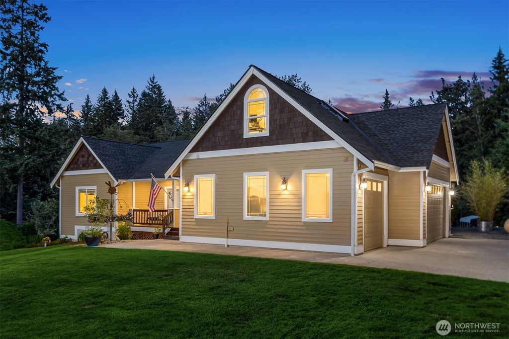 Photo of 15303 117th Drive NE, Arlington, WA 98223 (MLS # 2391480)