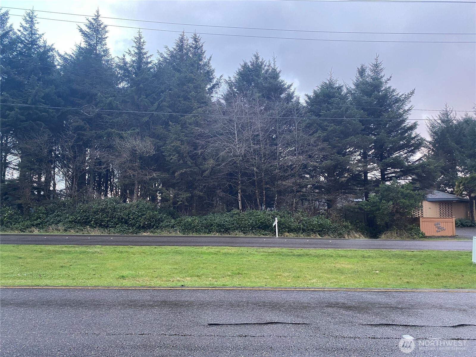 886 Ocean Shores Boulevard