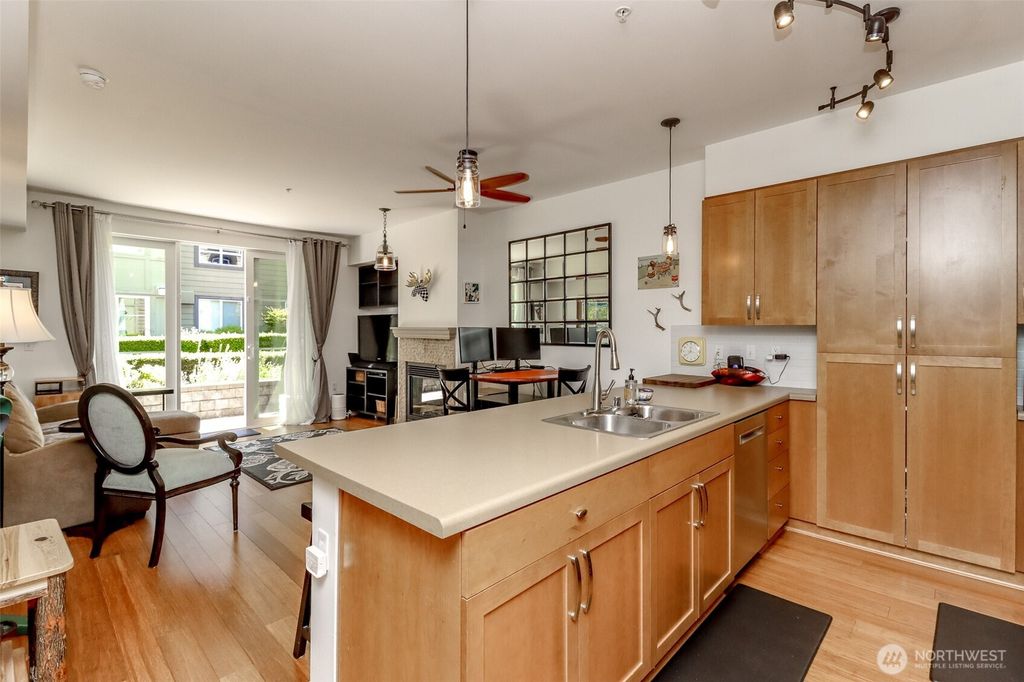 Photo of 1840 25th Avenue NE #204, Issaquah, WA 98029 (MLS # 2405030)