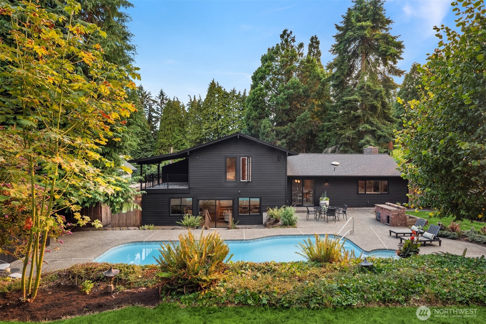 21000 Marine View Drive SW