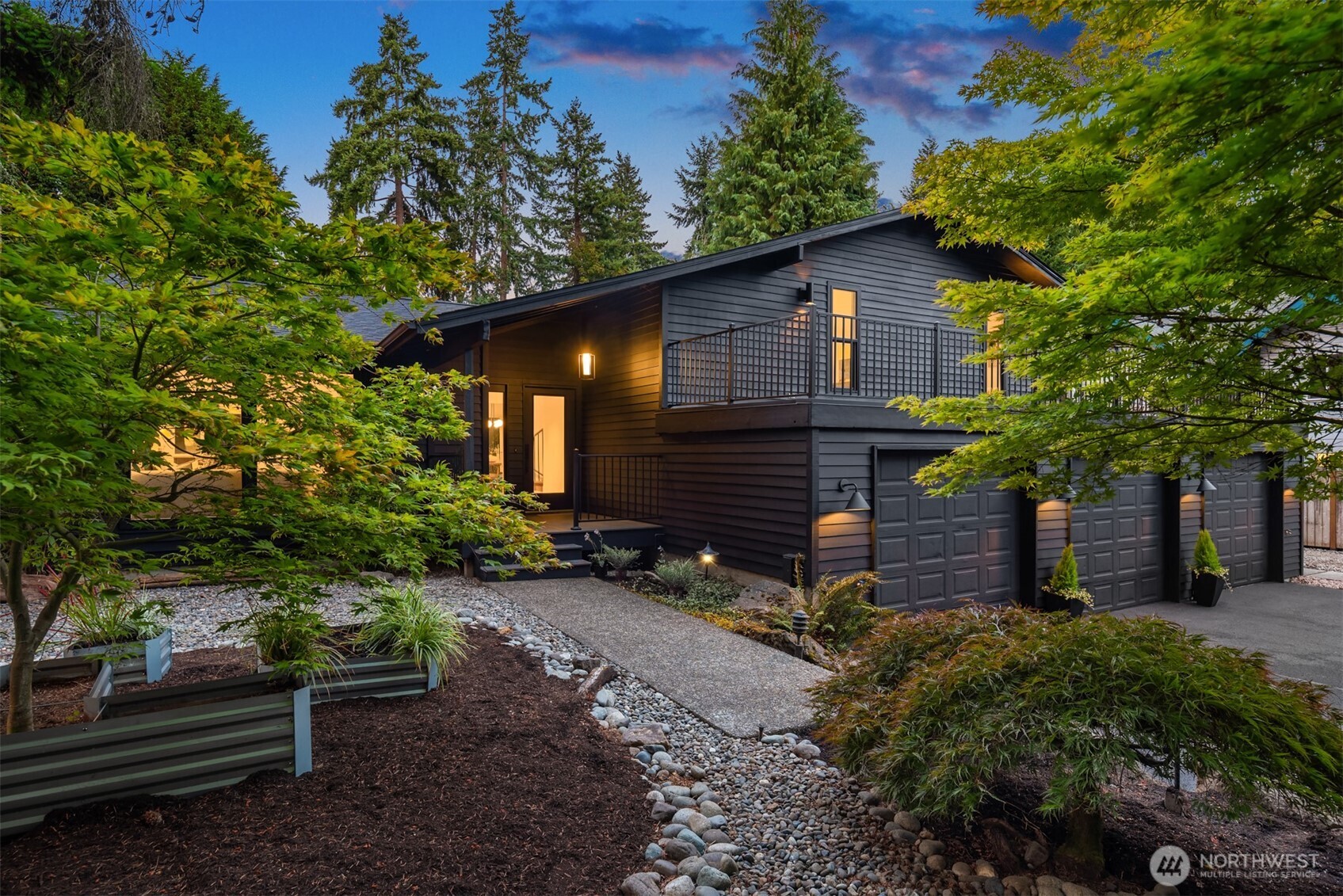 21000 Marine View Drive SW