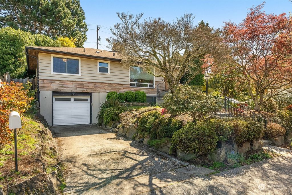Photo of 5236 37th Avenue SW, Seattle, WA 98126 (MLS # 2209435)
