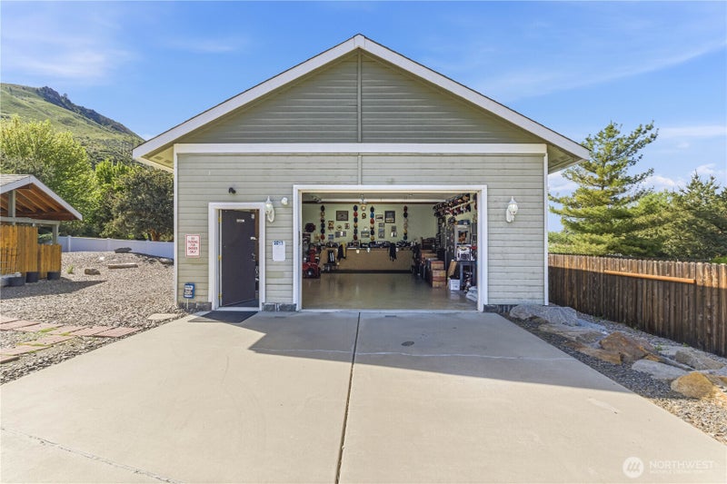 308 Kray Ike Court
