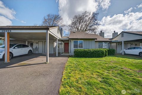 Photo of 13409 NW 11th Avenue #C, Vancouver, WA 98685 (MLS # 2489737)