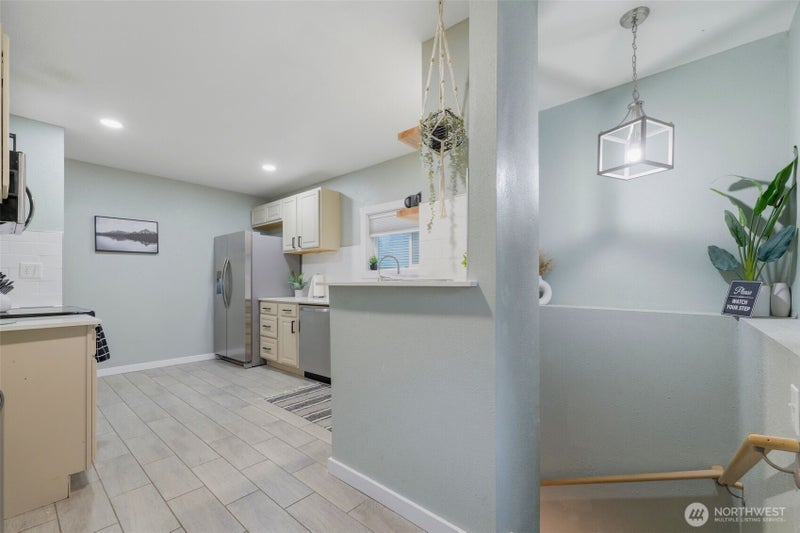417 W 2nd Street