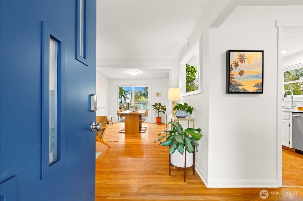 Photo of 9047 36th Avenue SW, Seattle, WA 98126 (MLS # 2348638)