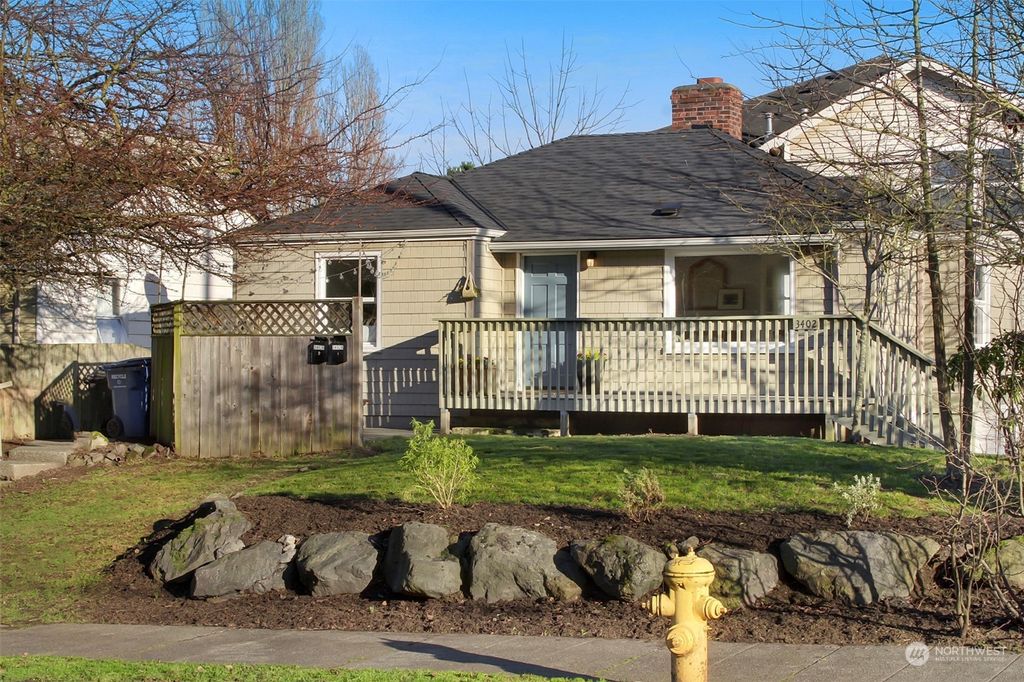 Photo of 3402 22nd Avenue W, Seattle, WA 98199 (MLS # 2322967)