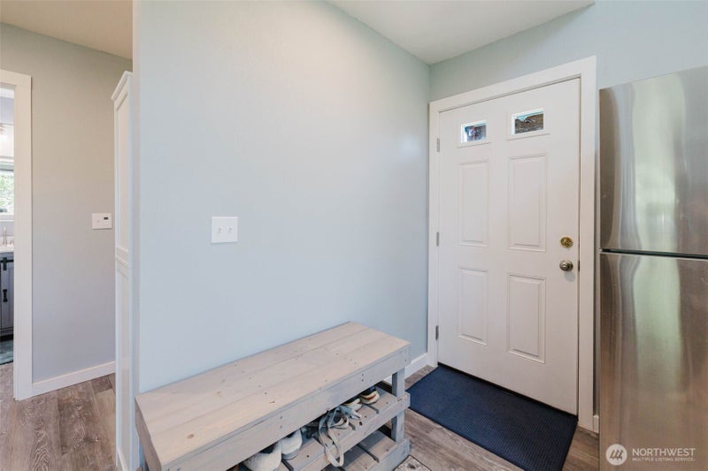 814 Shark Court SW
