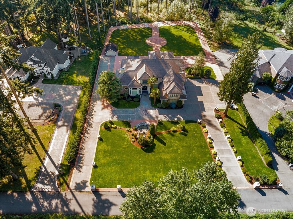 Photo of 31343 2nd Avenue SW, Federal Way, WA 98023 (MLS # 2351719)