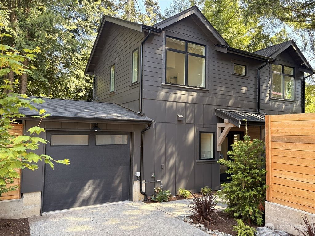 Photo of 3024 NE 95th Street, Seattle, WA 98115 (MLS # 2531730)