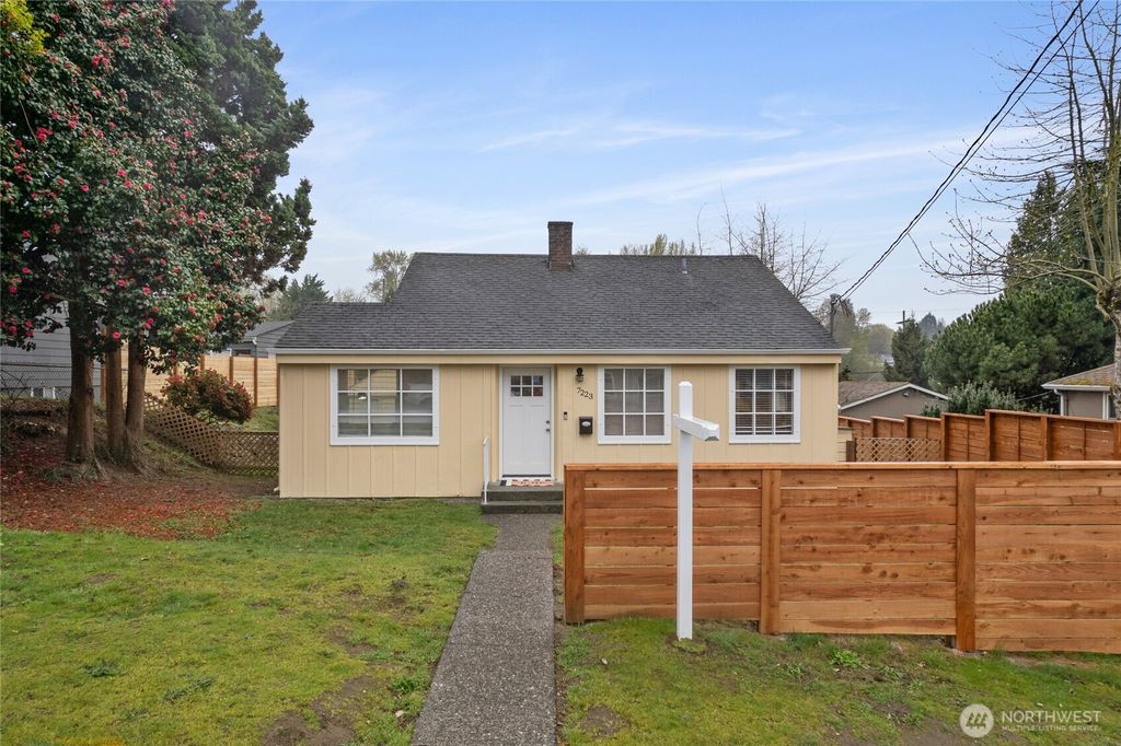 Photo of 7223 S 120th Street, Seattle, WA 98178 (MLS # 2506186)