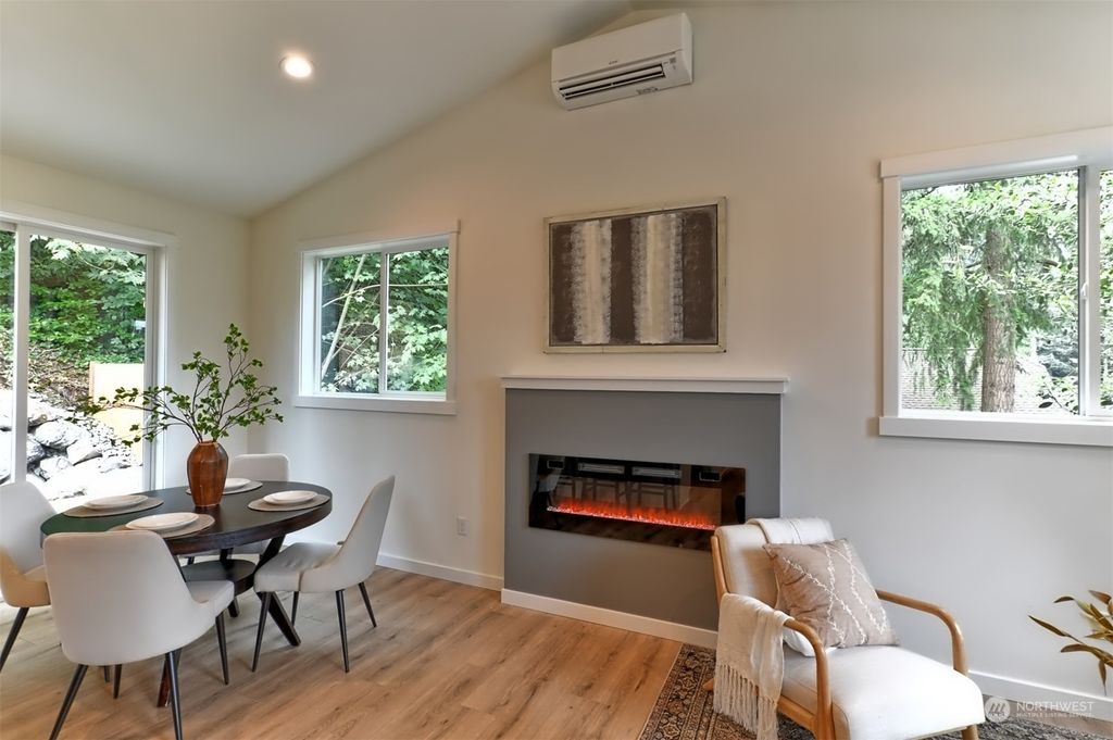 Photo of 4326 Crescent Avenue, Everett, WA 98203 (MLS # 2266254)