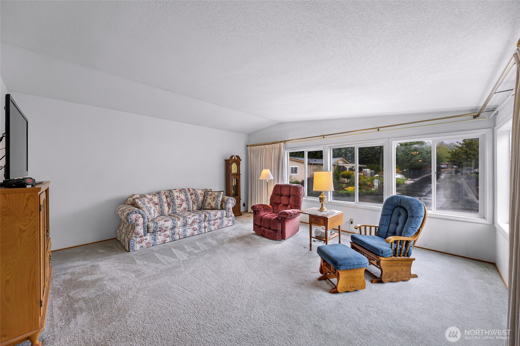 2015 24th Street 77